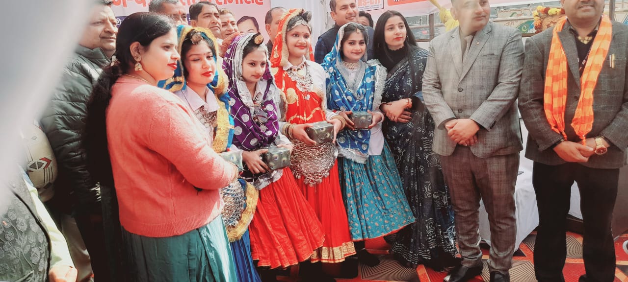 Certificate Distribution Ceremony