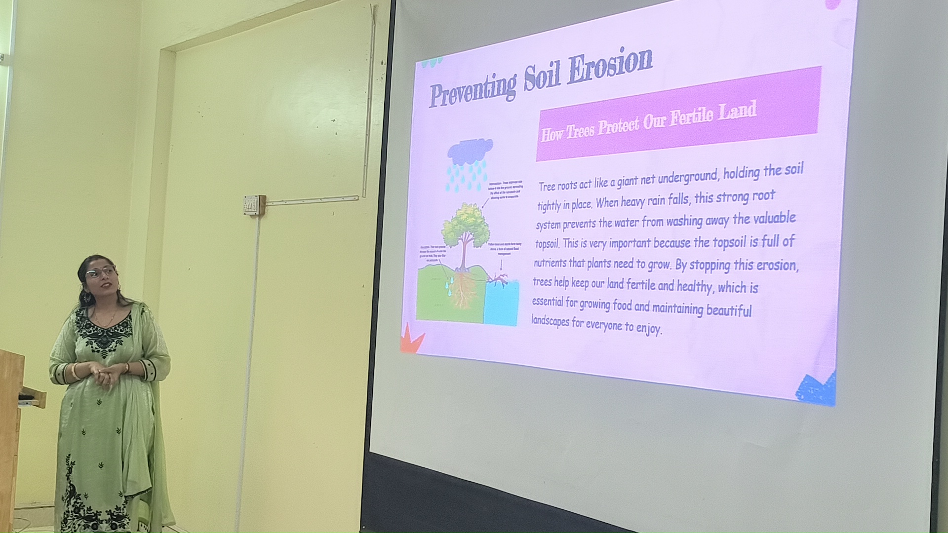 Seminar on National Education Day at HKMV 